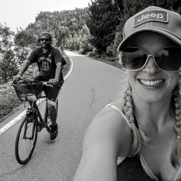 Meet Your Posher: Michelle - Picture 2 of 8